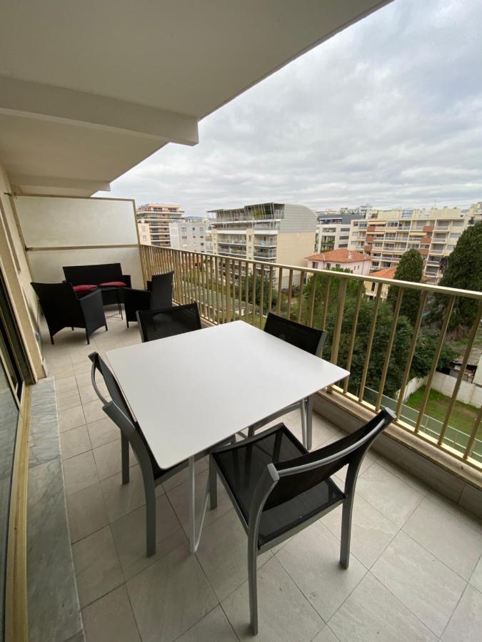 Superbe Appartement Renove A Neuf A 100M De La Mer Juan-les-Pins Dış mekan fotoğraf
